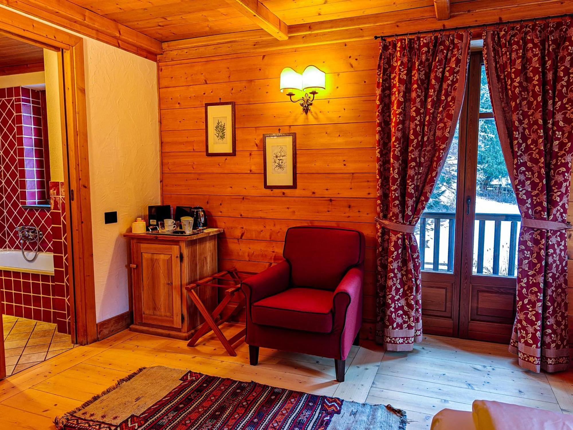 Hotel Breithorn Champoluc Buitenkant foto